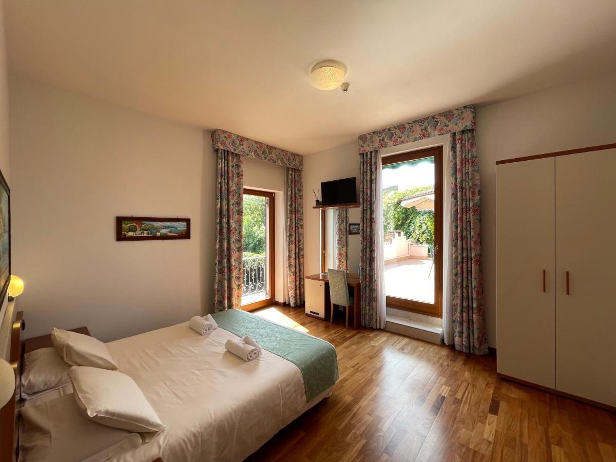 Hotel Meridiana Sirmione Luaran gambar